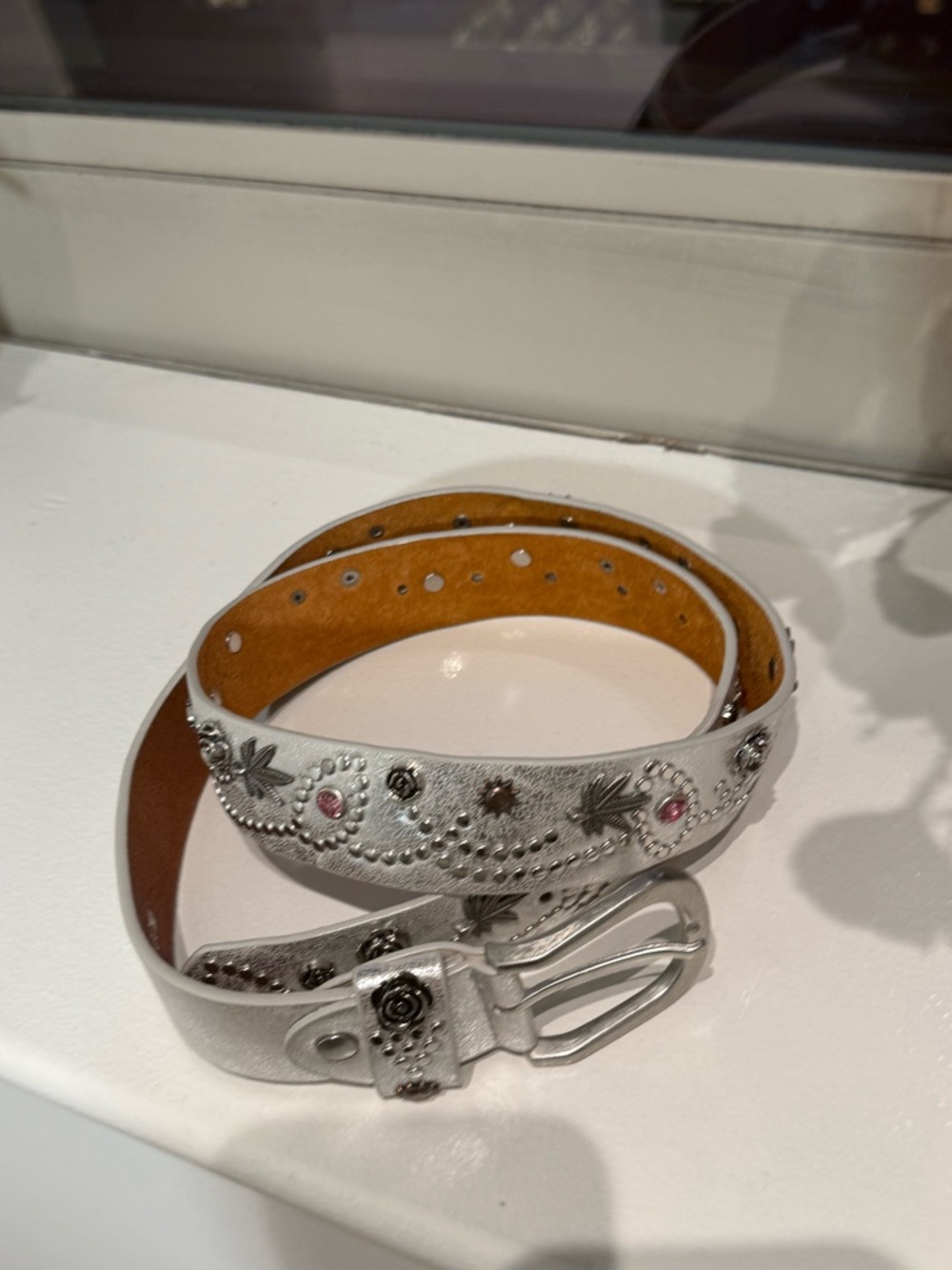 ROROR Rivet Pin Buckle Belt - Picture 3 of 8